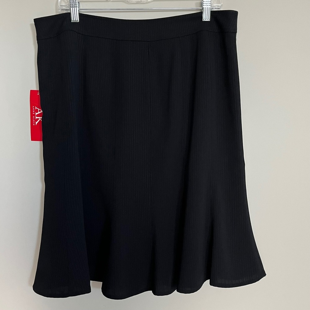 Anne Klein Black Pinstripe Flare Skirt Modern Suiting Size 14 NEW WITH TAGS